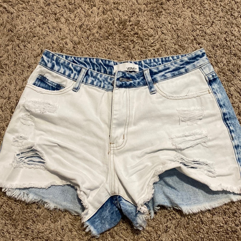 Dry Goods Jean shorts, perfect condition! size M